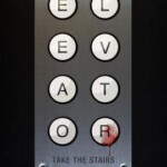 Y1138电梯惊魂(2011)美国惊悚恐怖影片 豆瓣5.2